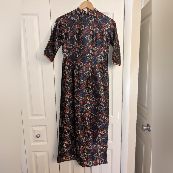 Vietnamese Ao Dai, XS/S, NWOT - Picture 2 of 5